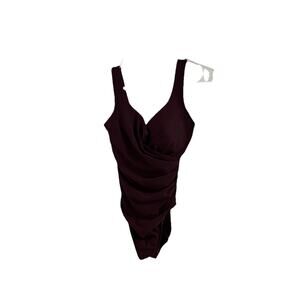 Miraclesuit L124425 Must Have Escape Purple Underwire 1-Piece Swimsuit Size 10